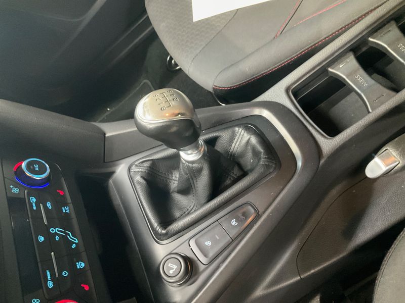 Ford Focus 1.0 EcoBoost ST-Line 2018 – снимка 25