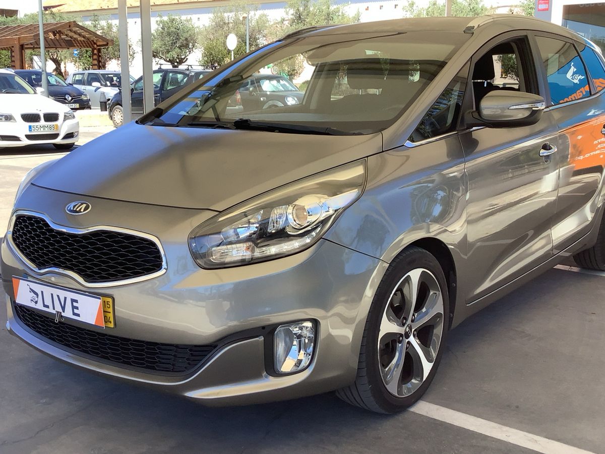 Kia Carens d'occasion