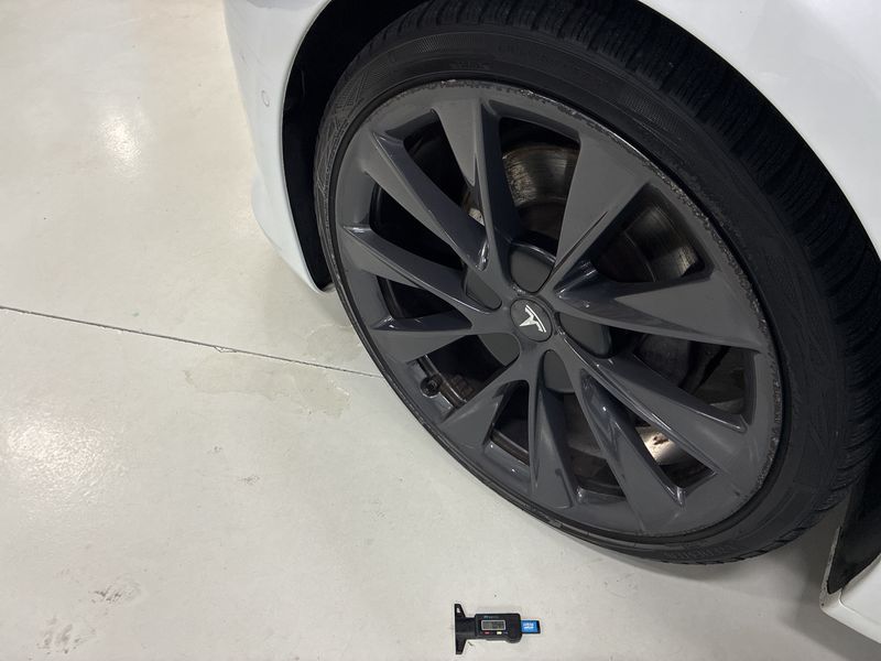 Tesla Model S 85 — zdjęcie 15