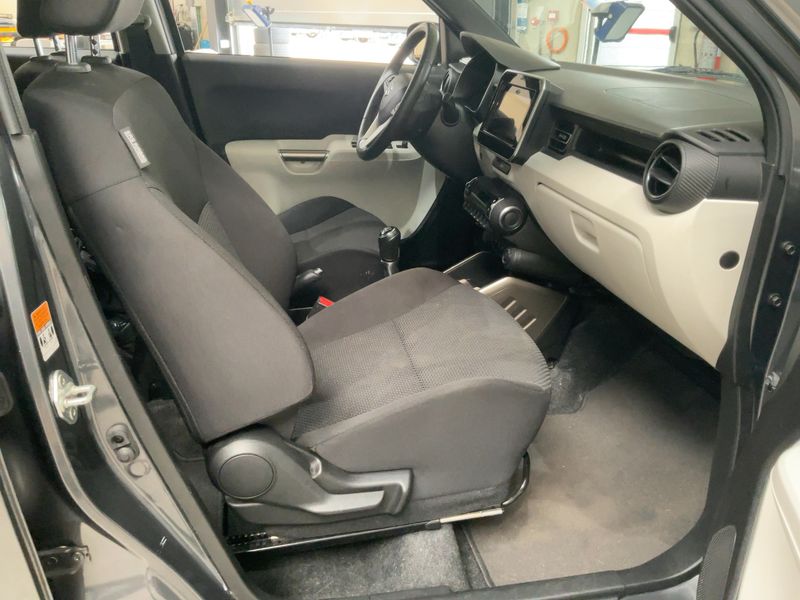 Suzuki Ignis 1.2 DualJet Mild-Hybrid Pack 4x4 — zdjęcie 11