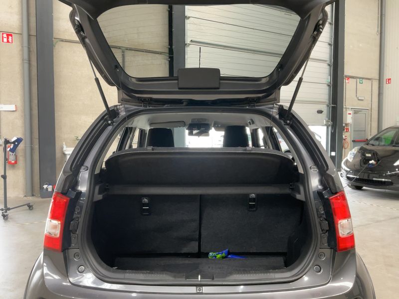 Suzuki Ignis 1.2 DualJet Mild-Hybrid Pack 4x4 — zdjęcie 10