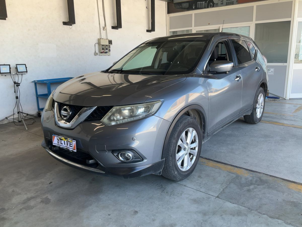 Nissan X-Trail 2015