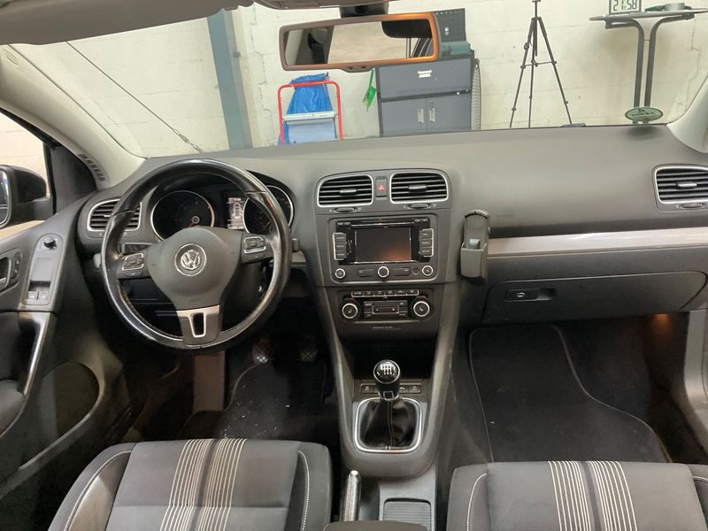 Volkswagen Golf VI 2.0 TDI Match BlueMotion Tech 2012 – снимка 18