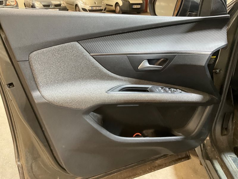 Peugeot 3008 1.5 Blue-HDi Active Business 2019 – снимка 29