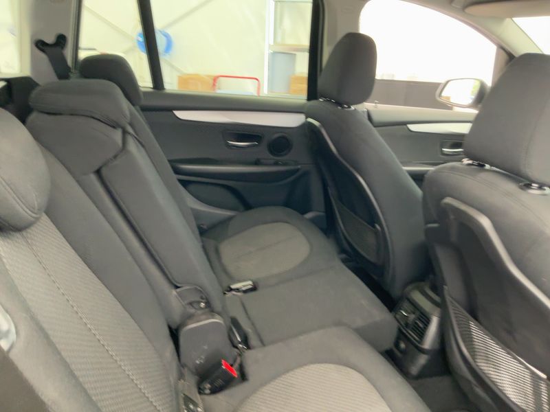 BMW 2er 218i Gran Tourer Advantage — zdjęcie 14