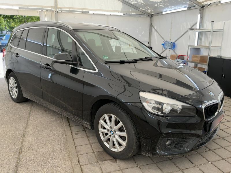 BMW 2er 218i Gran Tourer Advantage — zdjęcie 8