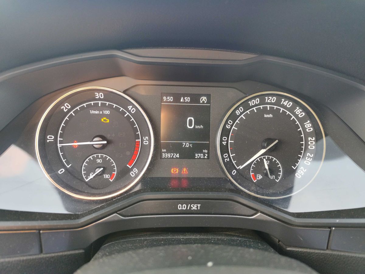 Skoda Superb 2017 — photo 13