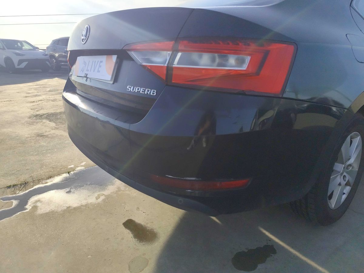 Skoda Superb 2017 — photo 40