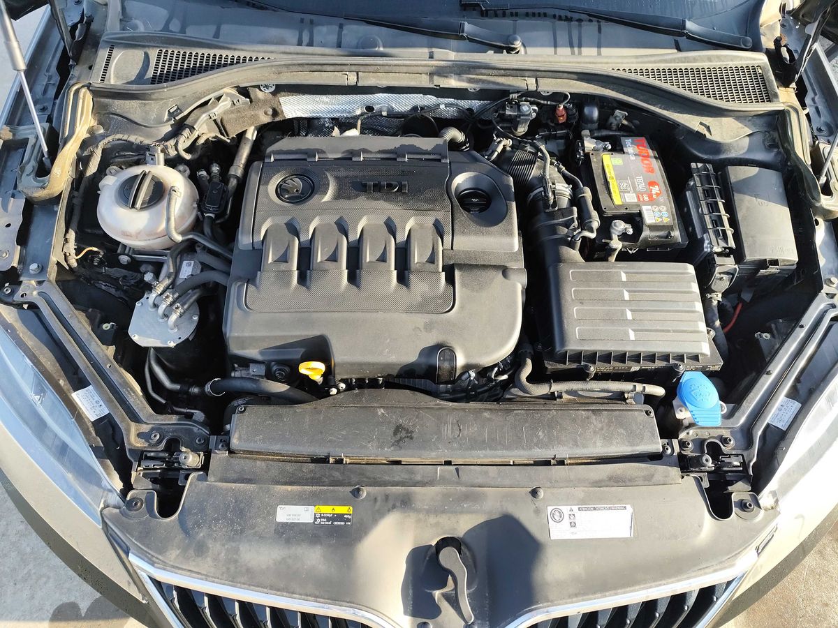Skoda Superb 2017 — photo 9