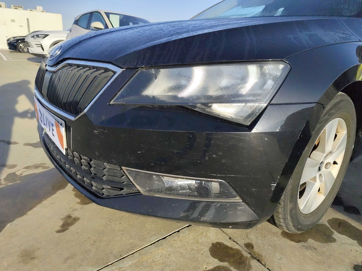 Skoda Superb 2017 — photo 46