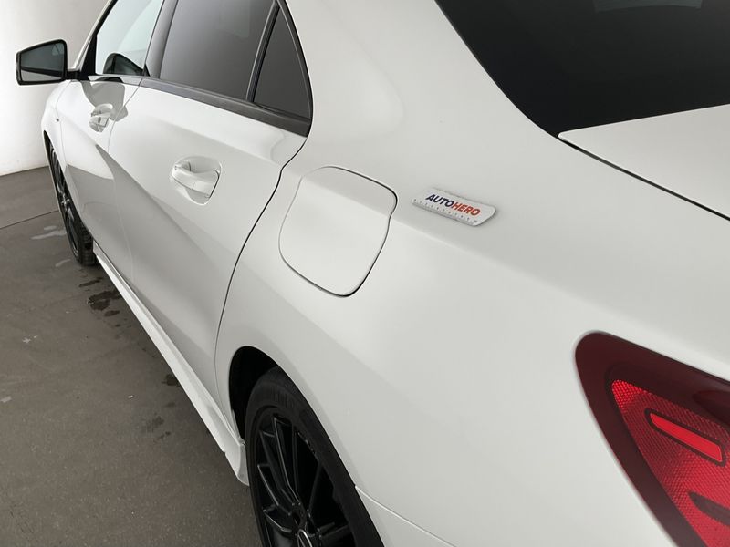 Mercedes-Benz CLA-Klasse CLA 200 UrbanStyle Edition 2019 – снимка 21