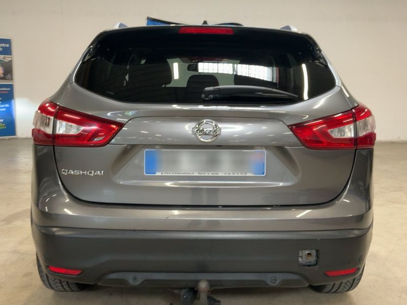 Nissan Qashqai 1.2 Tekna — zdjęcie 5