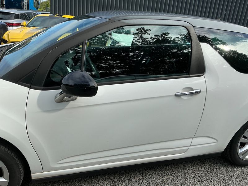 Citroen DS3 1.6 HDi SoChic — zdjęcie 4
