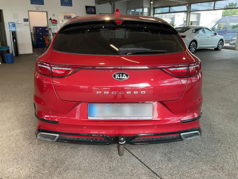 Kia pro_cee'd 1.4 TGDI GT Line — zdjęcie 5