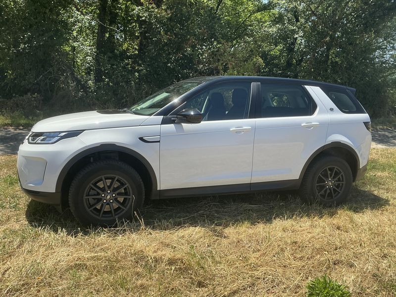 Land Rover Discovery Sport D150 Mild-Hybrid Business AWD — zdjęcie 4