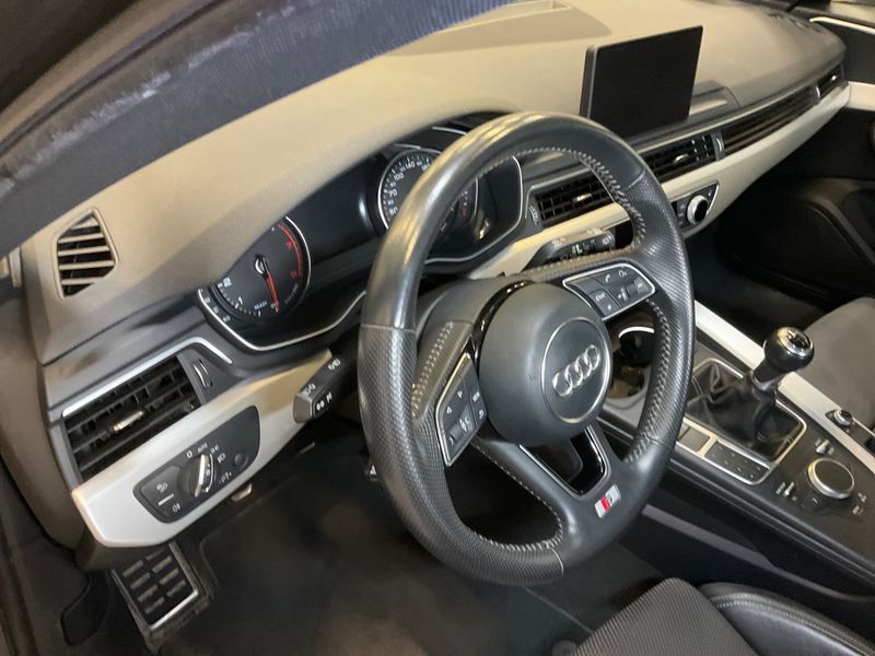 Audi A4 1.4 TFSI ACT Sport 2018 – снимка 32