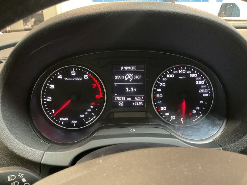Audi A3 Limousine 1.4 TFSI Attraction — zdjęcie 13