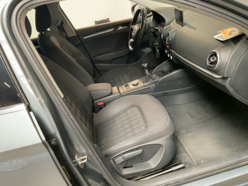 Audi A3 Limousine 1.4 TFSI Attraction — zdjęcie 11