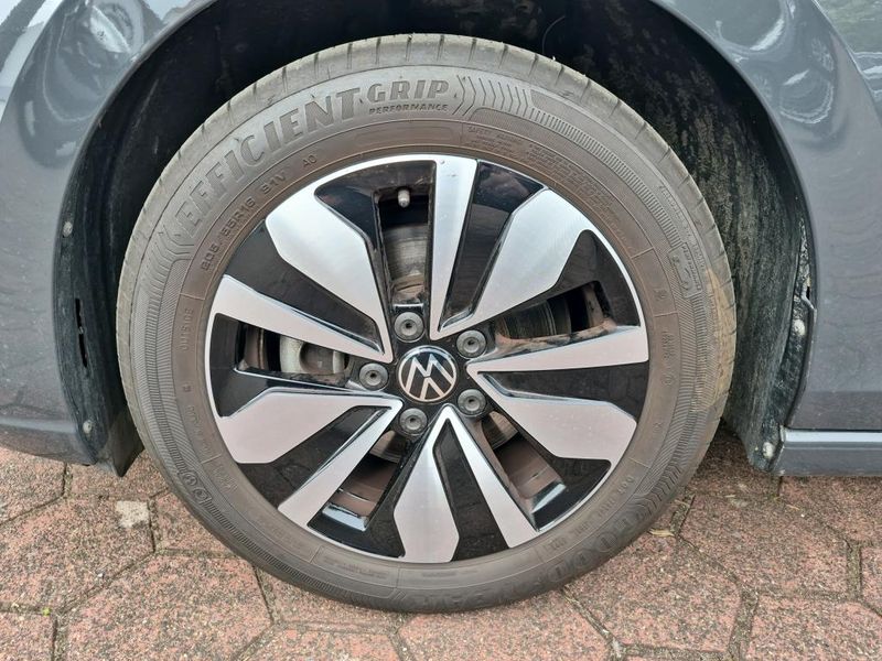 Volkswagen Golf VIII 1.0 TSI Move — zdjęcie 22