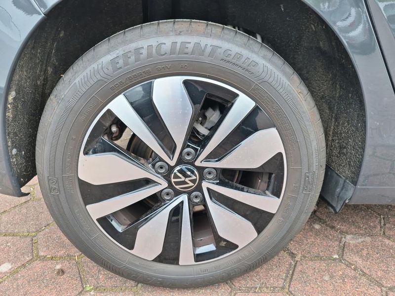 Volkswagen Golf VIII 1.0 TSI Move — zdjęcie 25