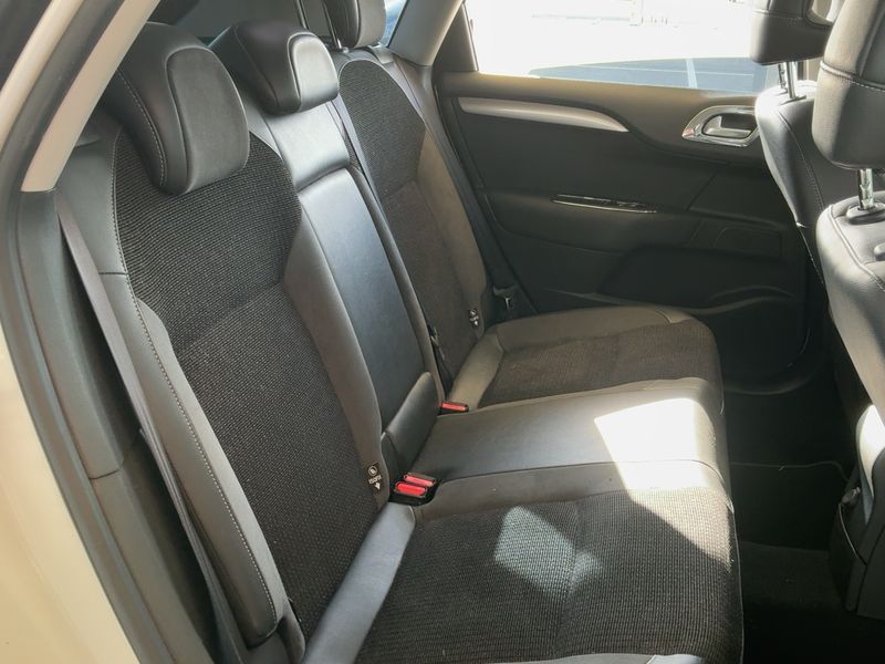 Citroen C4 1.6 Blue-HDi Shine — zdjęcie 14