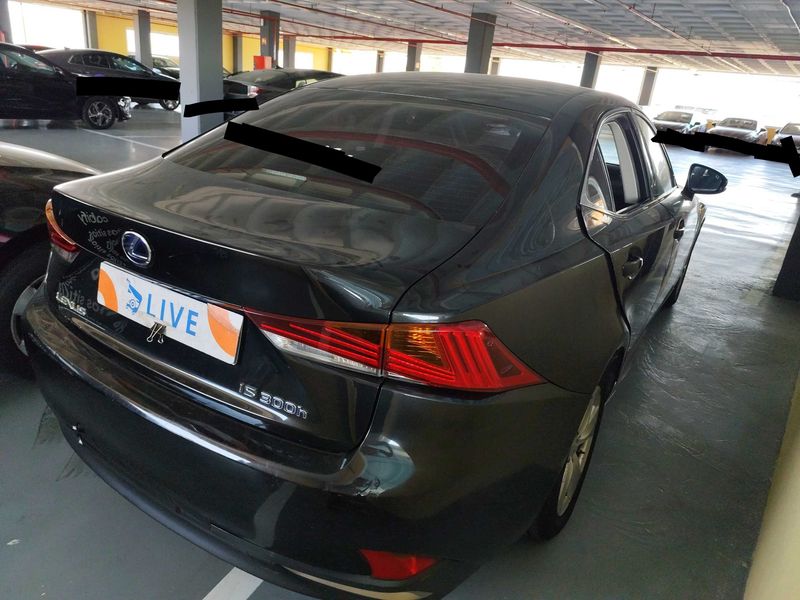 Lexus IS-Serie IS 300h Business — zdjęcie 5