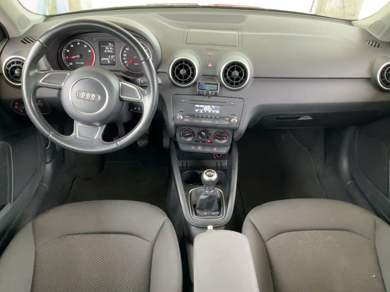 Audi A1 Sportback 1.2 TFSI Attraction — zdjęcie 12