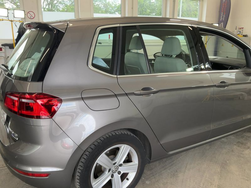 Volkswagen Golf VII Sportsvan 2.0 TDI Highline BlueMotion Tech — zdjęcie 6