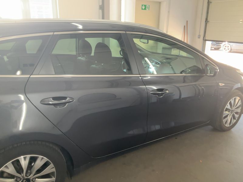 Kia cee'd 1.6 CRDi Dream Team — zdjęcie 7