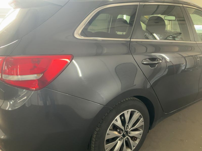 Kia cee'd 1.6 CRDi Dream Team — zdjęcie 6