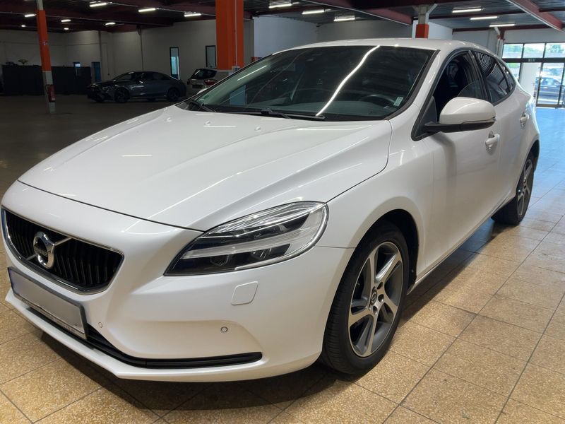 Volvo V40 2.0 D2 Momentum