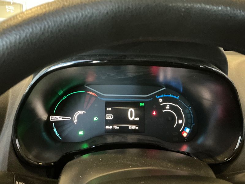 Dacia Spring electric drive 33 kW Comfort — zdjęcie 13
