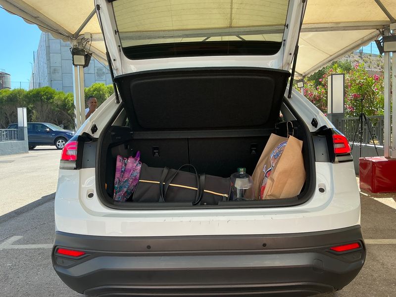 Volkswagen Taigo 1.0 TSI Life — zdjęcie 10