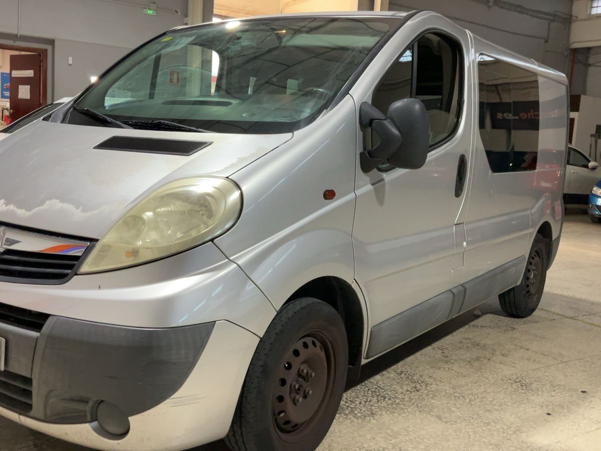 Opel Vivaro 1.9 CDTI Kombi L1H1 2,7t