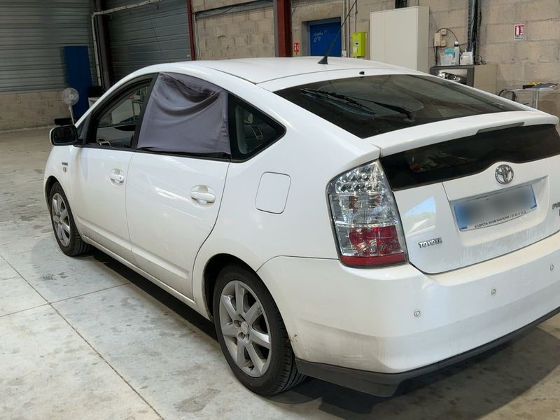 Toyota Prius 1.5 Sol — zdjęcie 3