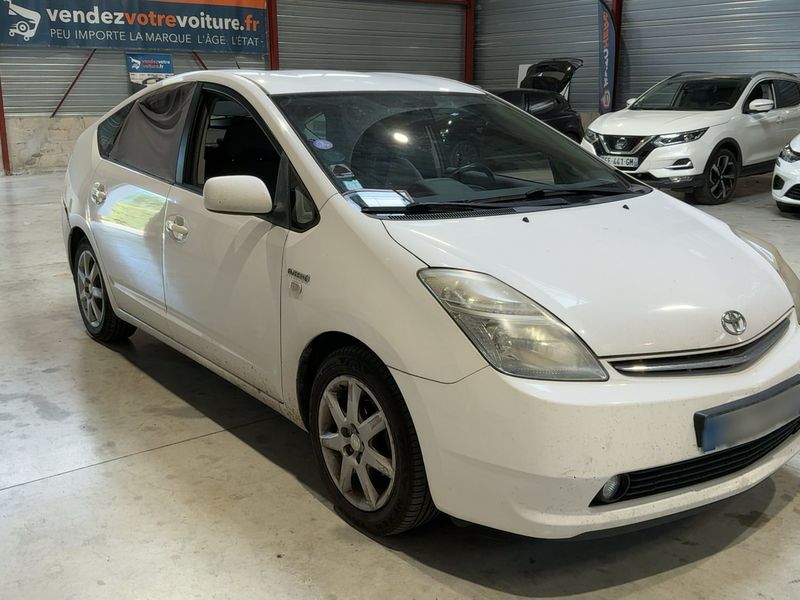 Toyota Prius 1.5 Sol — zdjęcie 8