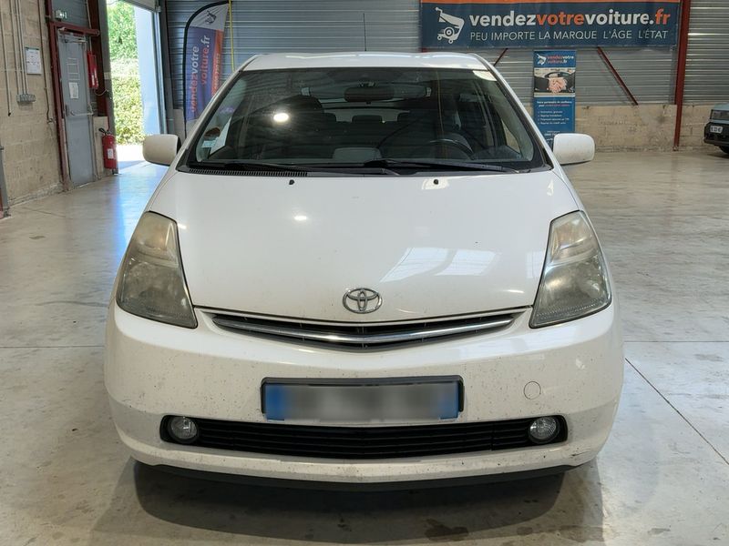 Toyota Prius 1.5 Sol — zdjęcie 9