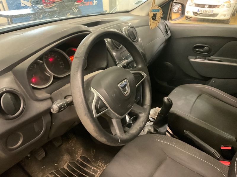 Dacia Sandero 1.0 Ambiance 2017 – снимка 27