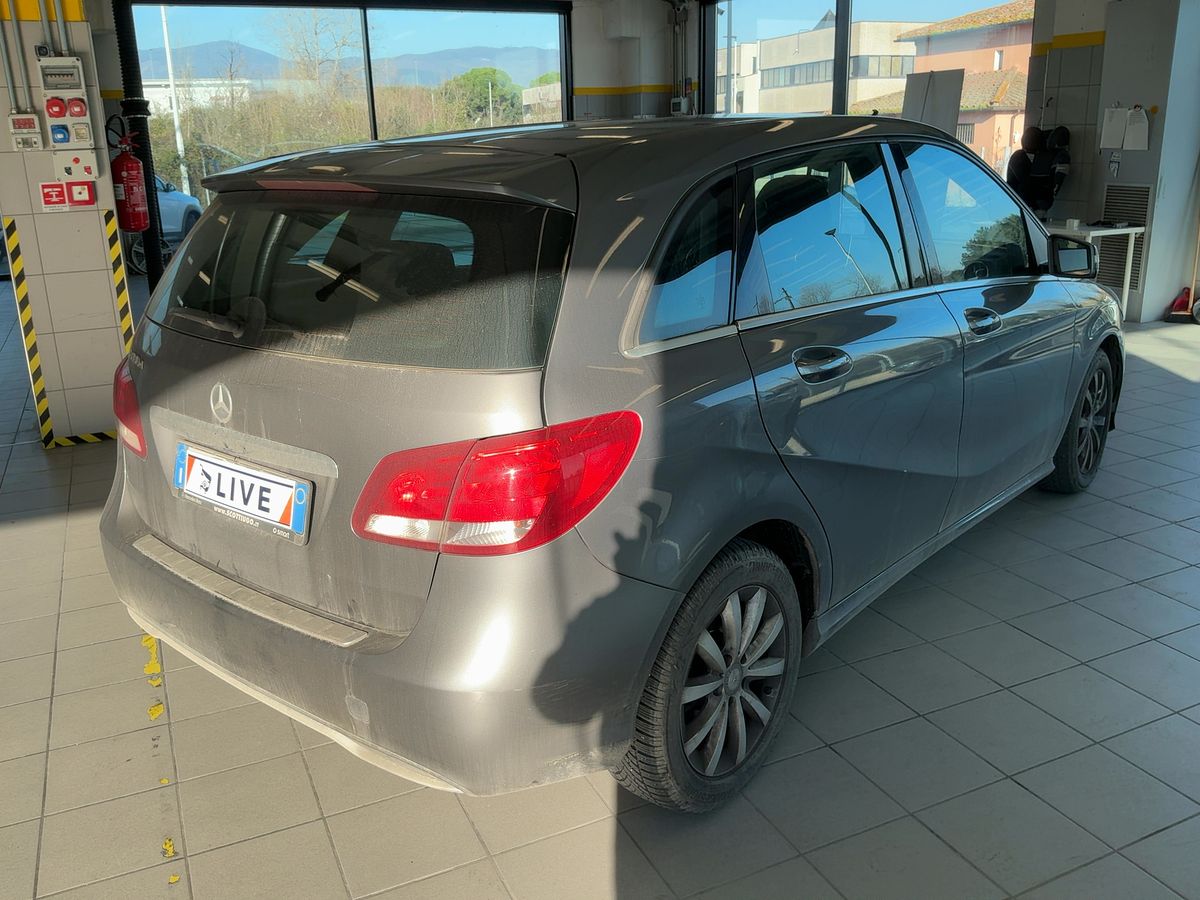 Mercedes-Benz B-Klasse 2016 — photo 9