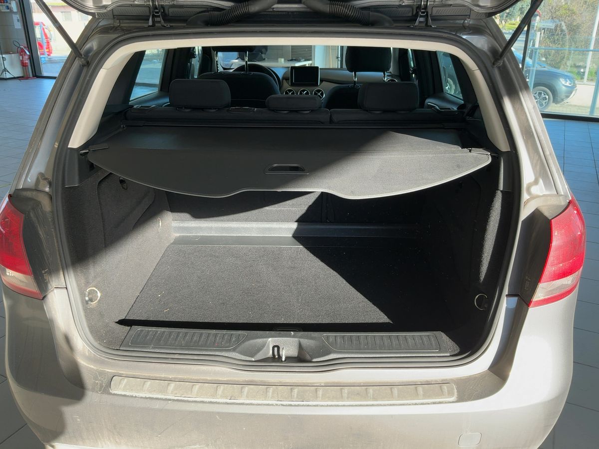 Mercedes-Benz B-Klasse 2016 — photo 16