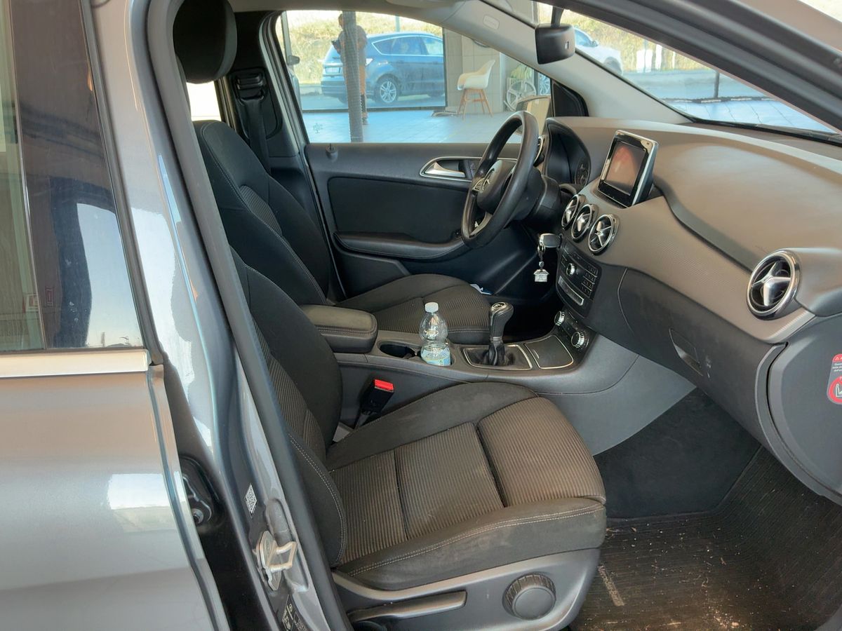 Mercedes-Benz B-Klasse 2016 — photo 17