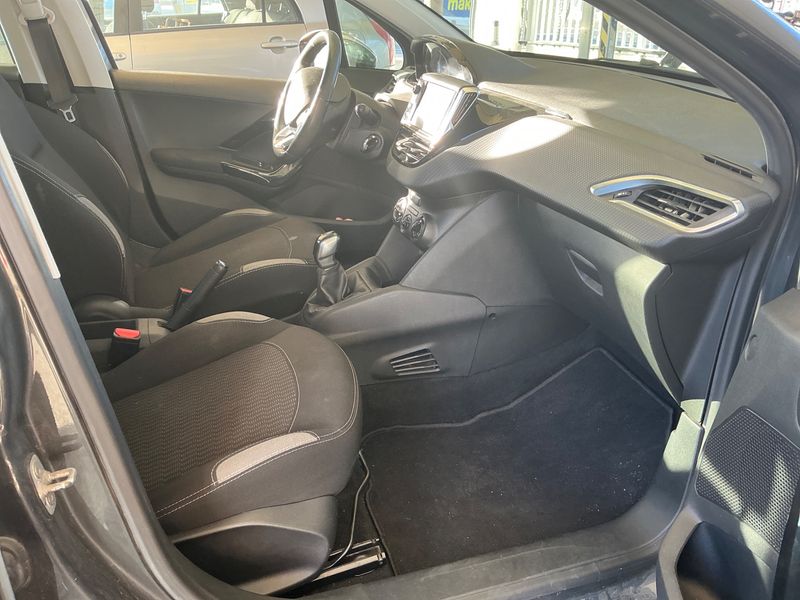 Peugeot 208 1.2 e-VTi Style — zdjęcie 3