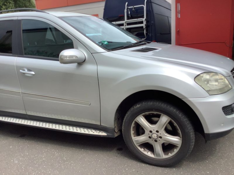 Mercedes-Benz M-Klasse ML 320 CDI — zdjęcie 8