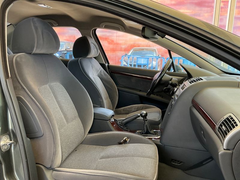 Peugeot 407 2.0 HDi ST Confort Pack — zdjęcie 3