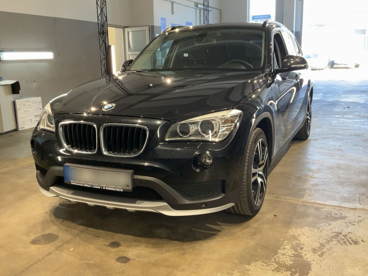 BMW X1 2015 — photo 1