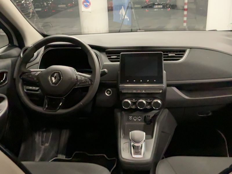 Renault Zoe electric drive 51 kW Life — zdjęcie 12