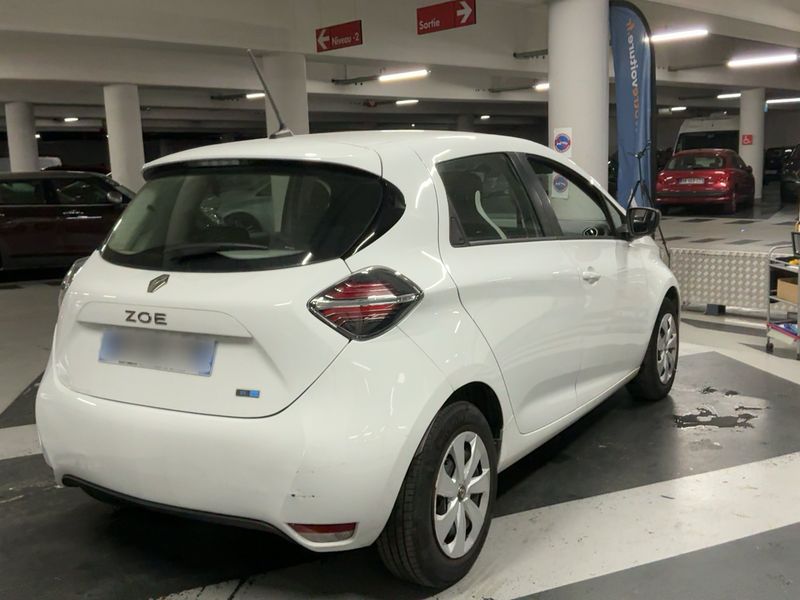 Renault Zoe electric drive 51 kW Life — zdjęcie 6