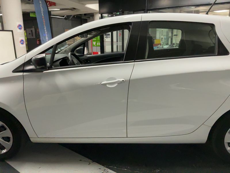 Renault Zoe electric drive 51 kW Life — zdjęcie 4