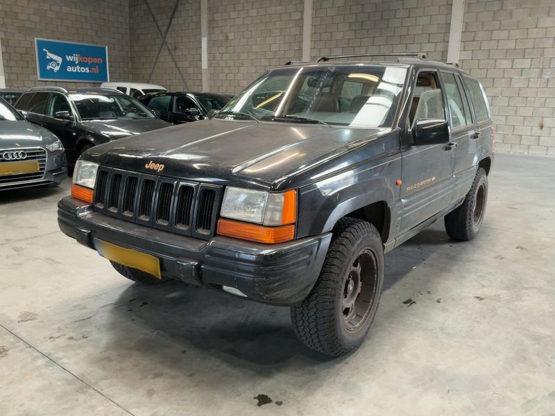 Jeep Grand Cherokee 5.2 V8 Ltd. — zdjęcie 1