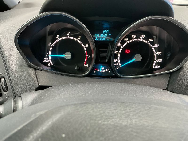 Ford B-Max 1.0 EcoBoost Edition — zdjęcie 13